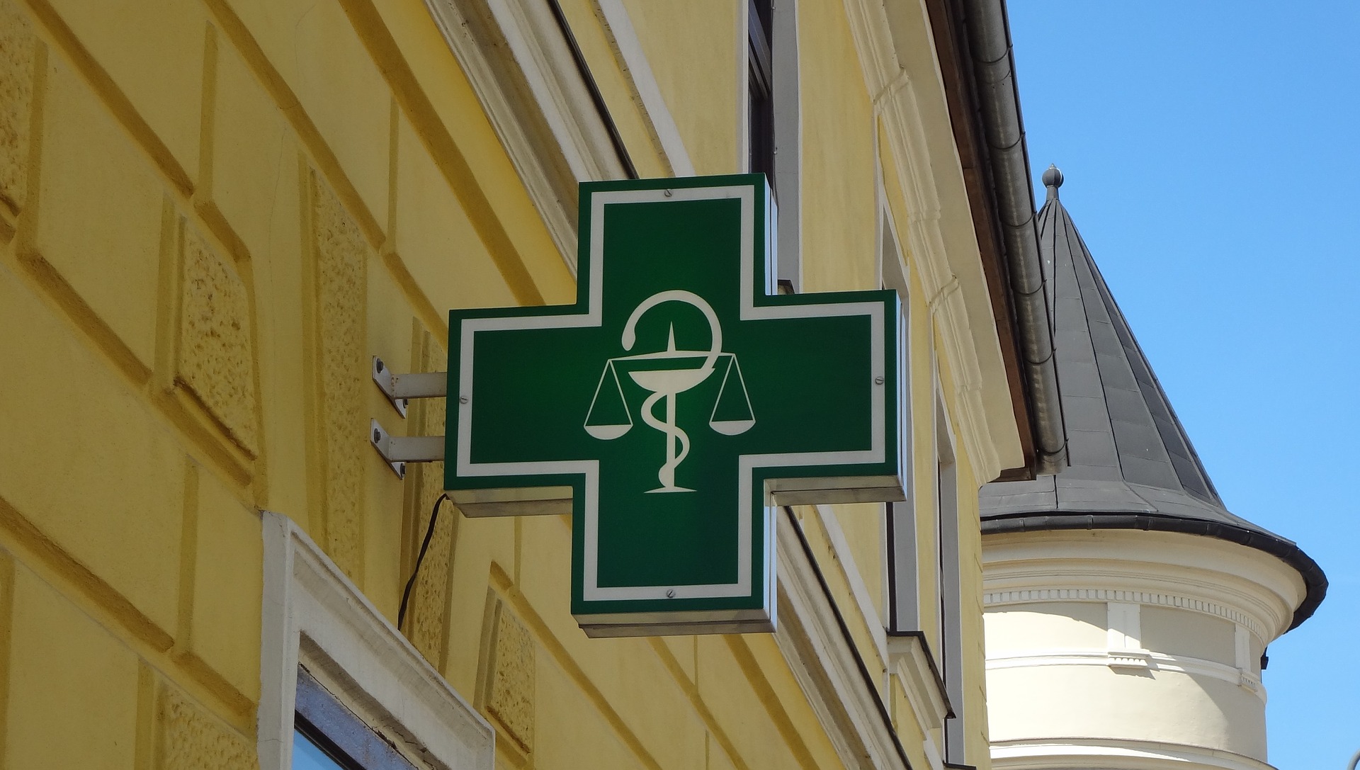 logo farmacia.jpg
